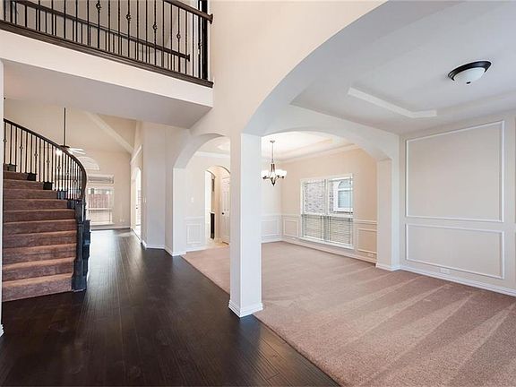 5th image of 238 Rossville Dr