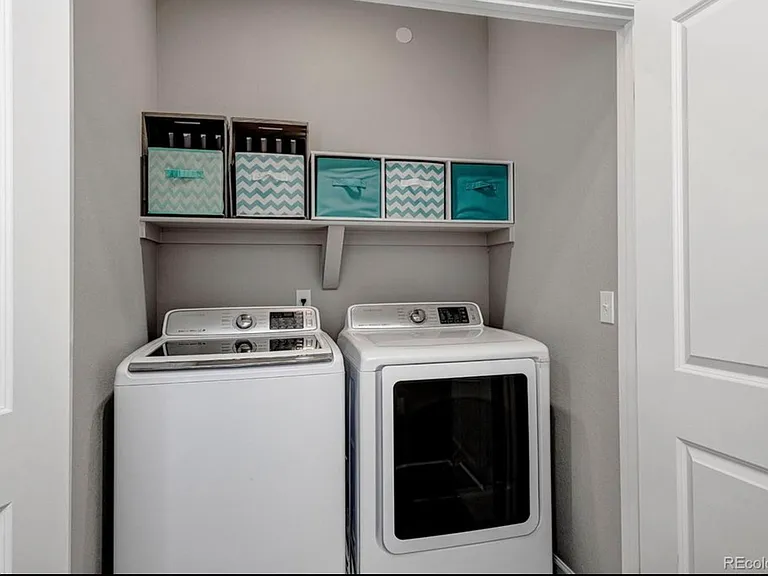 1831 S Dunkirk St #306 — Photo 15