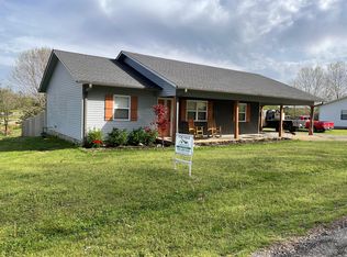 840 Pine St, Cave City, AR 72521