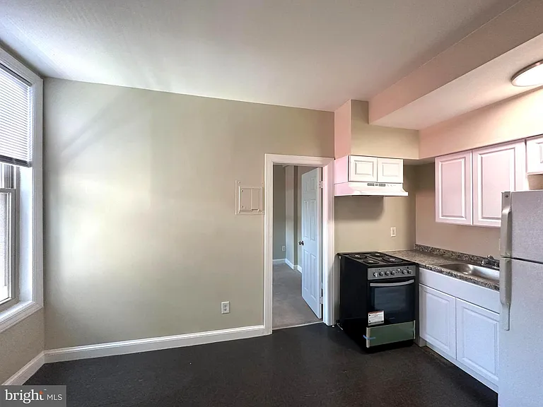64 W Antietam St #8 — Photo 7