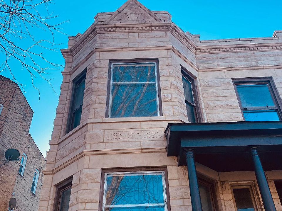 1st image of 2631 W Walton St #2