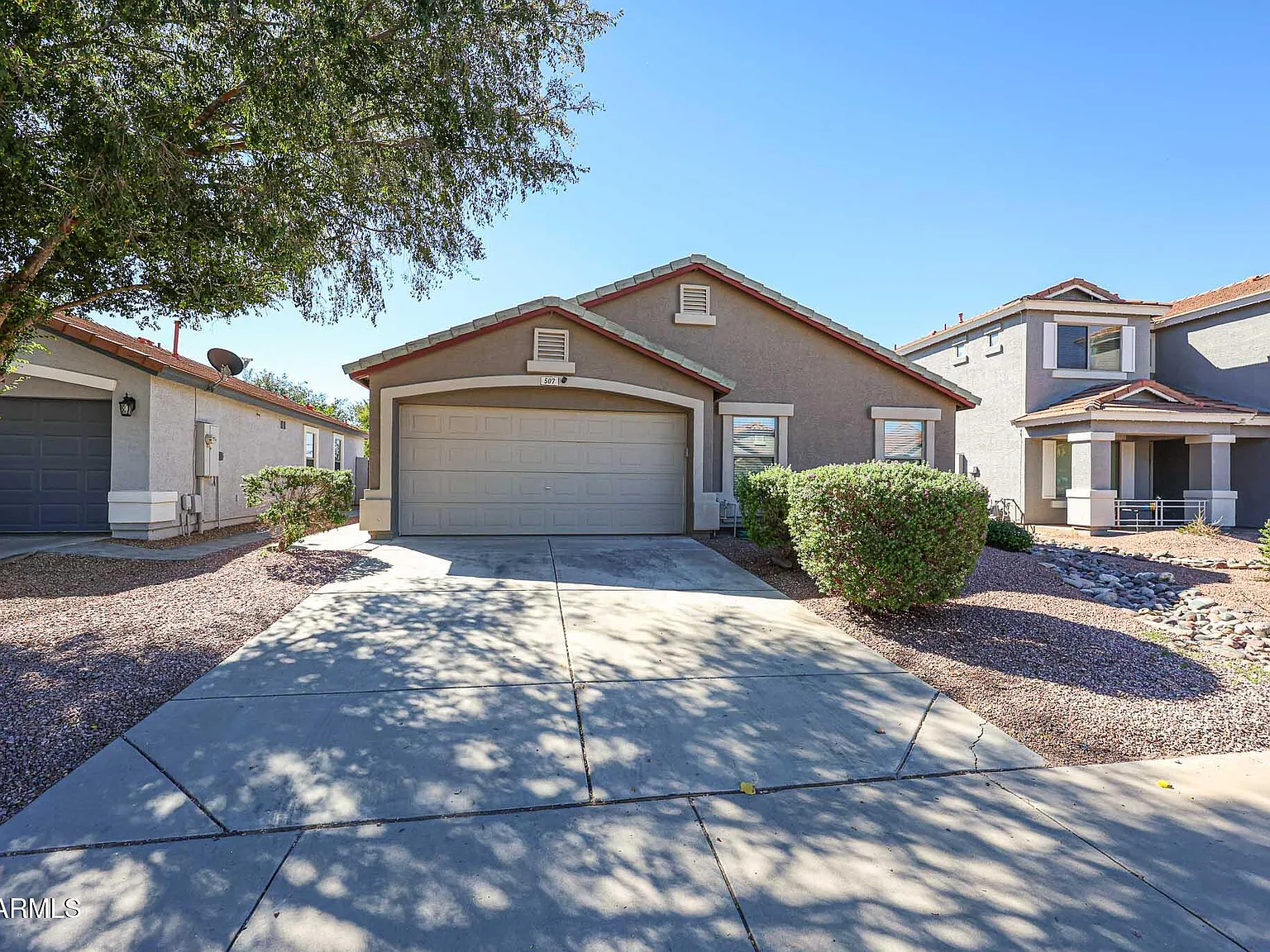 3 bed, 2.0 bath, 1326 sqft, $2,000 — Photo 1