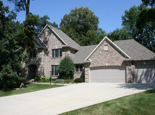 1277 Wicklow Ln SW, Rochester, MN 55902