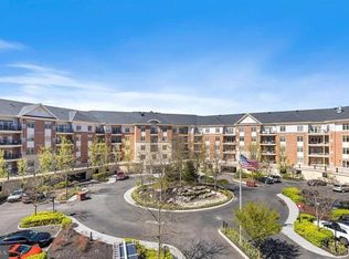 401 Carson Ter, Huntingdon Valley, PA 19006