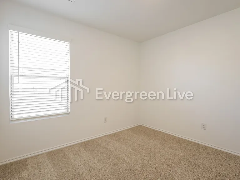 10904 SW 22nd St — Photo 13