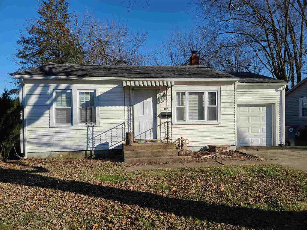1715 Marie Ave photo 1