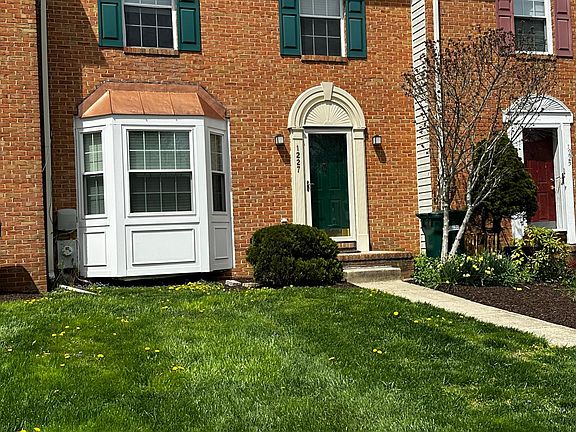 2nd image of 1227 Athens Ct