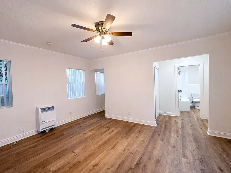1234 N. Berendo — Photo 3