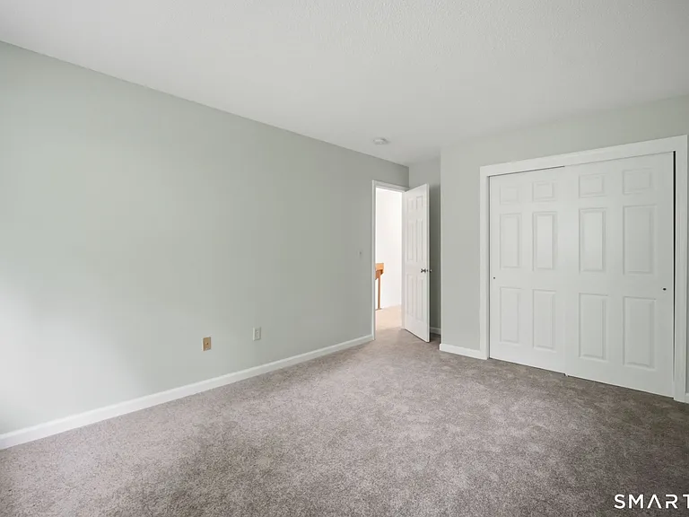 808 Mill Pond Dr #808 — Photo 18