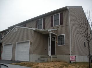 260 Red Cedar Ln, Marietta, PA 17547