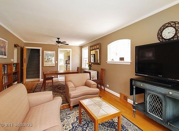 4th image of 6244 N Lowell Ave