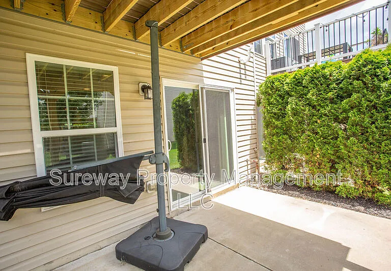 172 Fela Dr — Photo 38
