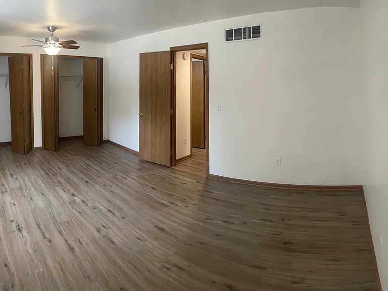 662 N 3rd St #2 — Photo 15