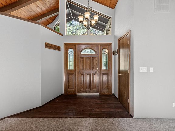 5th image of 2608 Willowdale Dr