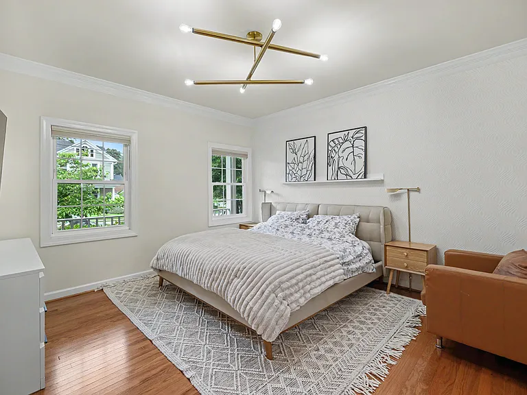 509 S Highland St — Photo 11
