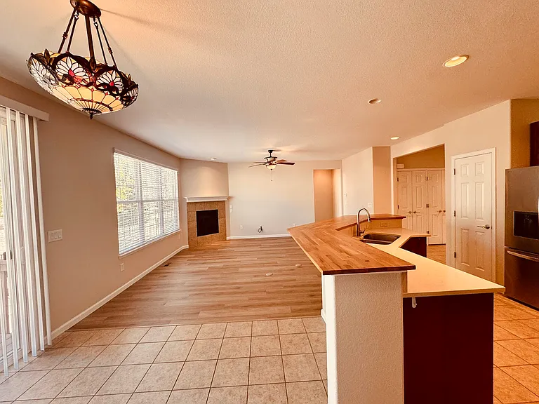 4614 Belford Cir — Photo 16