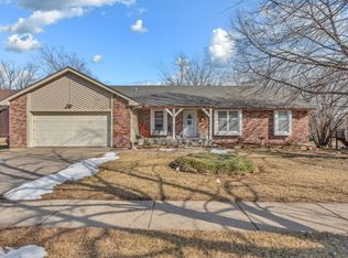 2224 SW Alameda Ct, Topeka, KS 66614