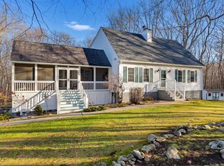 3 Peach Tree Hill Ave, Ledyard, CT 06339