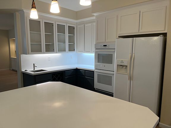 3rd image of 11566 Upland Ct