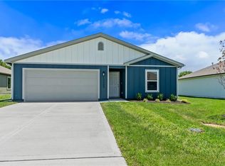 19507 Lincoln St, Spring Hill, KS 66083