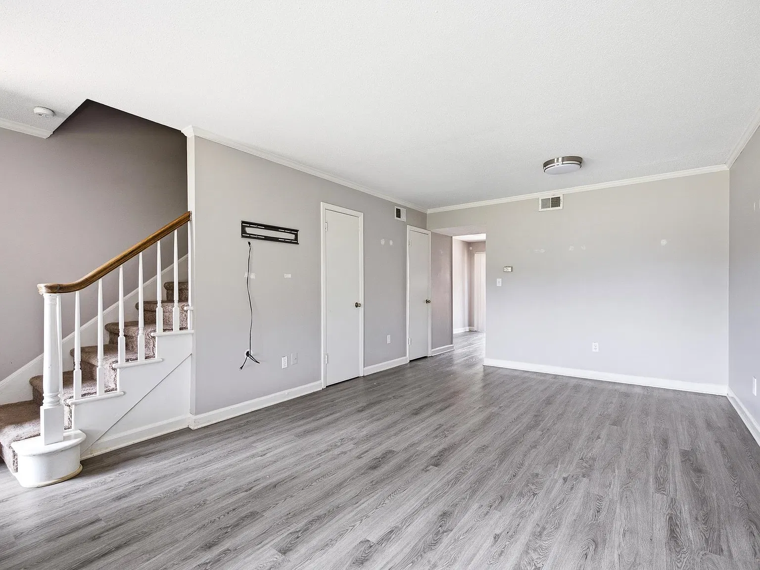 2 bed, 1.5 bath, 1088 sqft, $1,400 — Photo 4