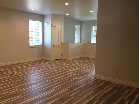 4th image of 3113 S Ona Ln #3113
