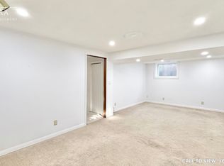 37 Montcalm Dr #2, Kitchener, ON N2B 2P9