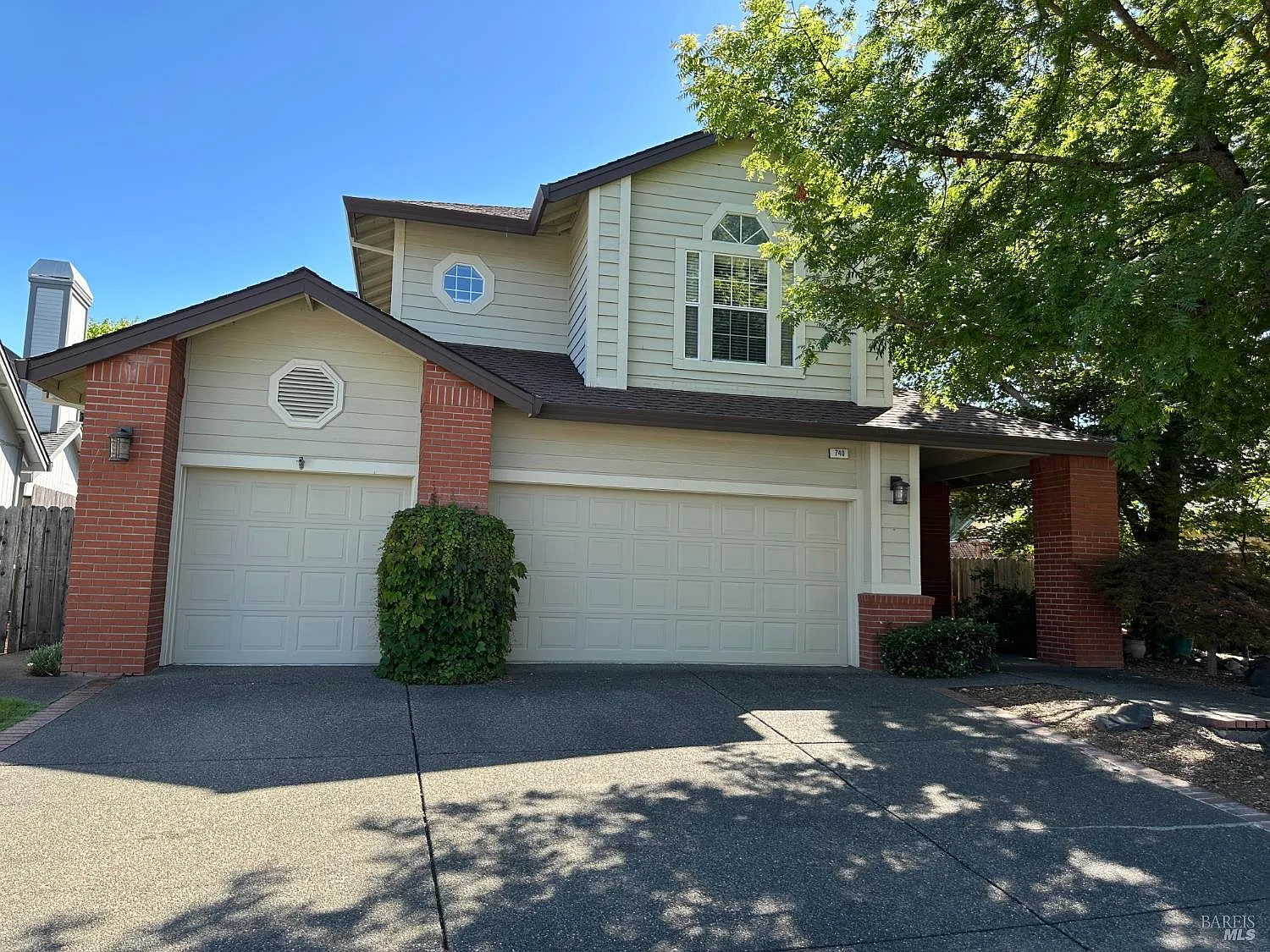 740 Jean Marie Drive - Photo 9