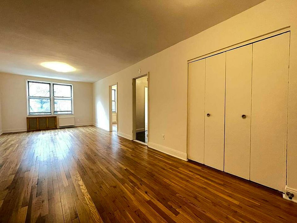 1st image of 142-41 41st Ave #207
