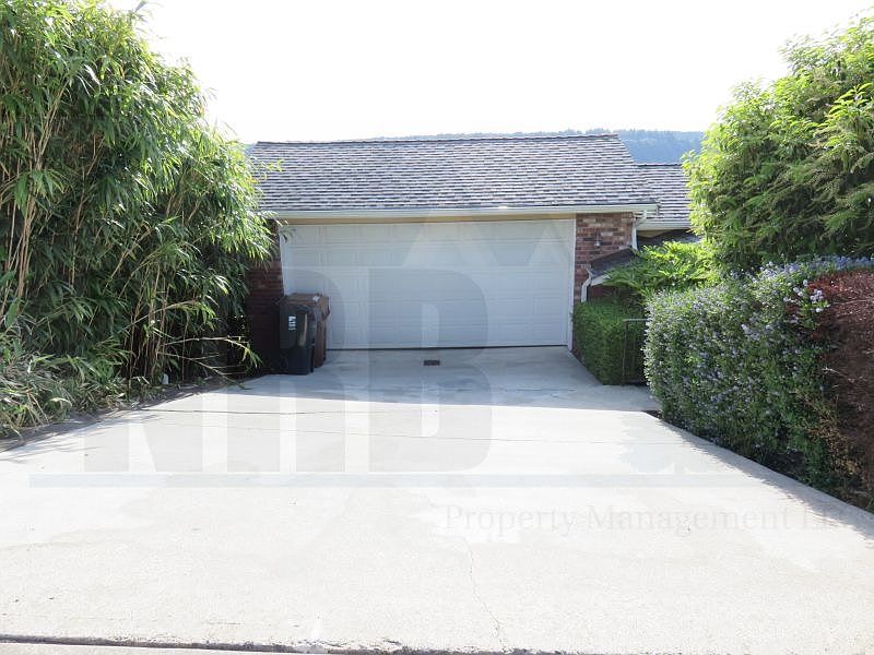 1st image of 4020 N Frace Ave