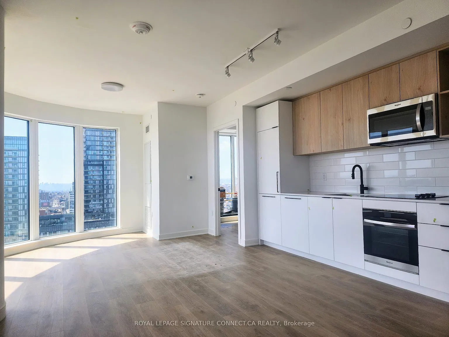 2 bed, $2,800 — Photo 3