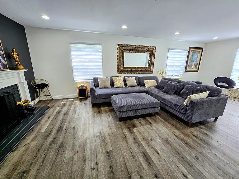 2548 E Wilson Ave — Photo 96