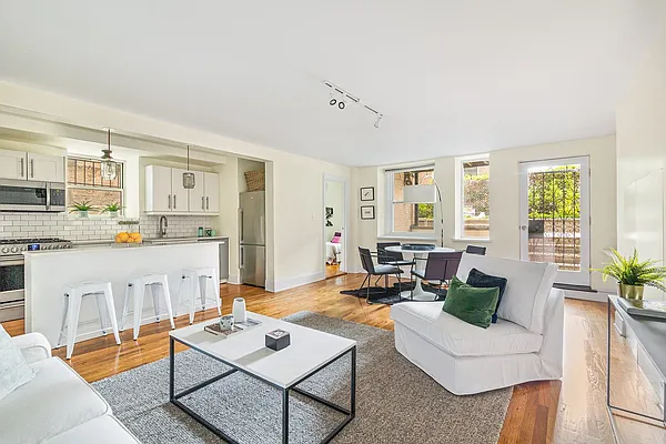 Sold by Compass | media 1