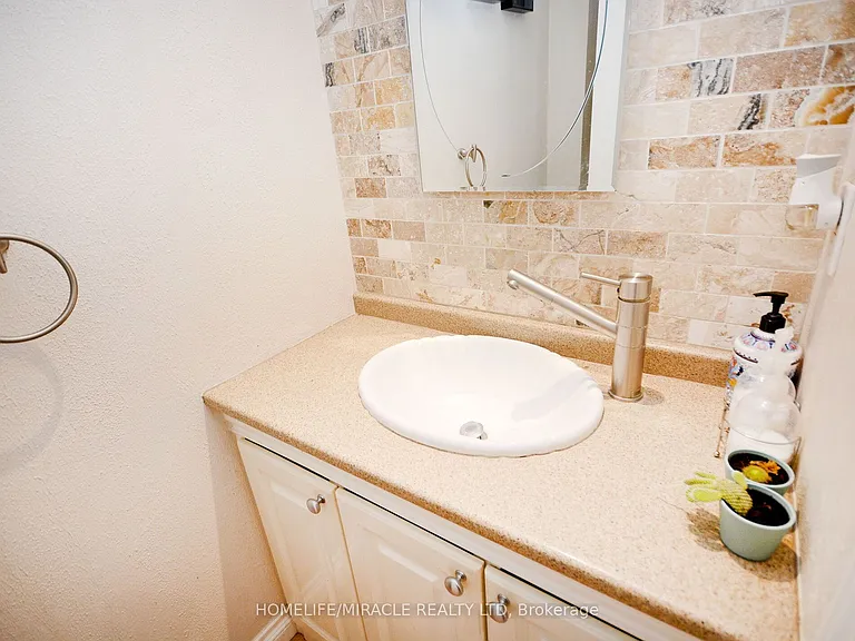 2335 Council Ring Rd — Photo 21