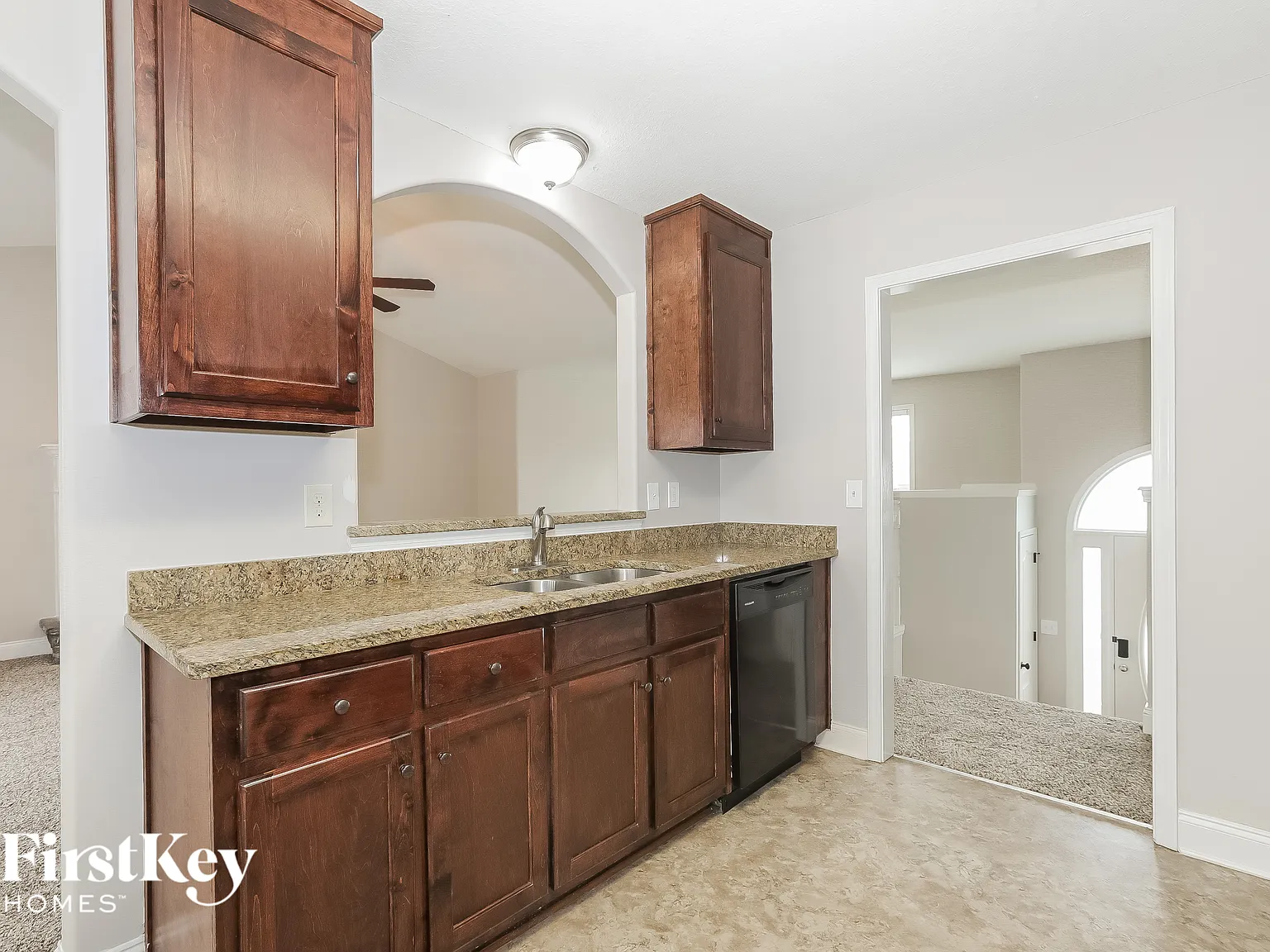 4 bed, 3.0 bath, 2569 sqft, $2,720 — Photo 4