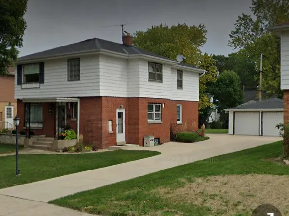 (undisclosed Address), Milwaukee, WI 53214