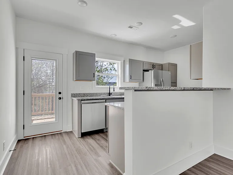 3850 Jockey Dr — Photo 10