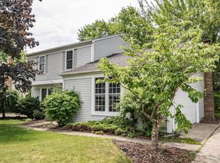 24475 Jamestowne Rd, Novi, MI 48375