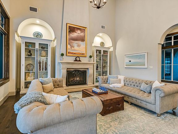 3rd image of 4127 Lago Viento