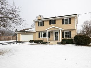 20 Easterbrook Dr E, Horseheads, NY 14845