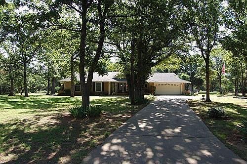 1st image of 4003 Dogwood Dr