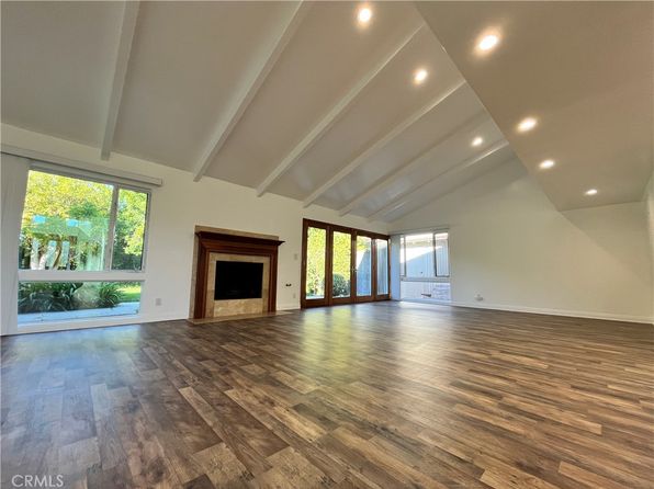 28619 Golden Meadow Dr