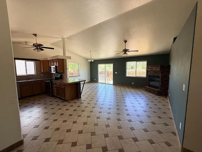 1509 Haystack Rd — Photo 15
