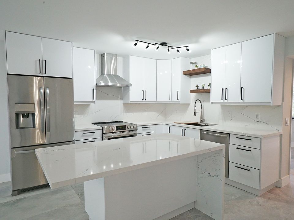 1st image of 16541 Blatt Blvd APT 202