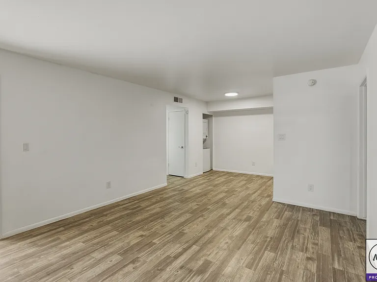 2330 W Lone Cactus Dr #103 — Photo 12