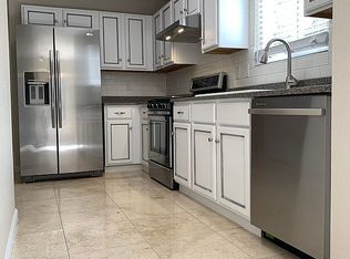 8605 Simi Ln NE, Albuquerque, NM 87113