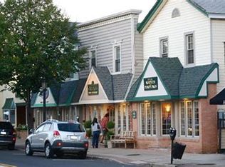 21 Byberry Rd APT 4, Hatboro, PA 19040