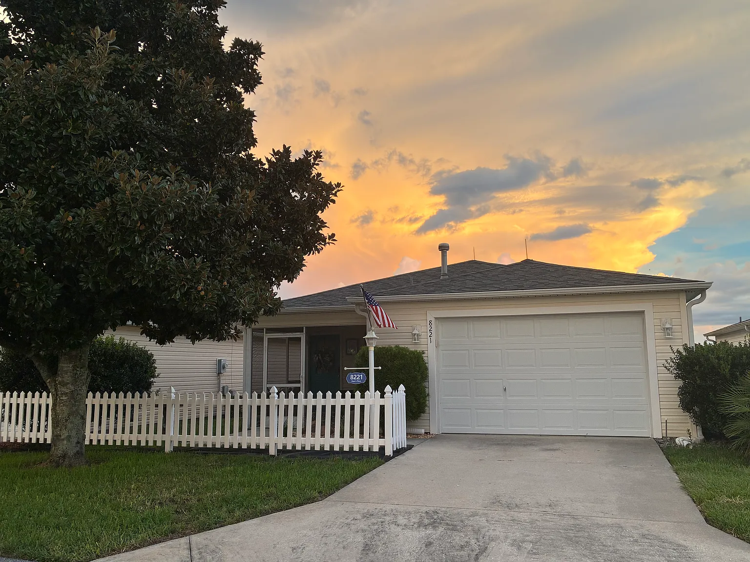2 bed, 1186 sqft, $2,500 — Photo 2