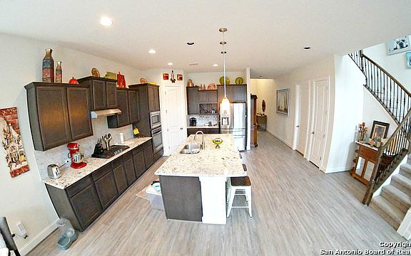 3rd image of 2809 Lake Highlands