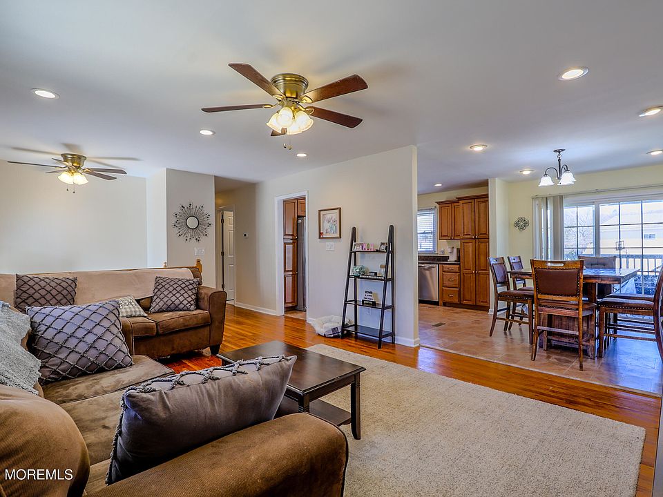 1st image of 546 Vaughn Avenue